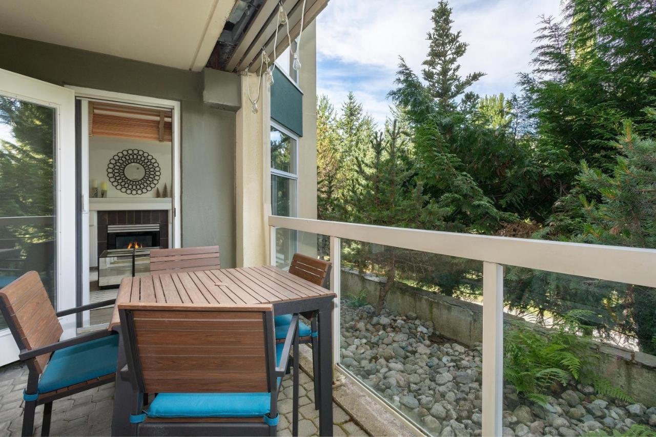 Woodrun 107 | New Listing! Ski-in, Ski-out, Heated Pool, Hot Tub & Parking *
