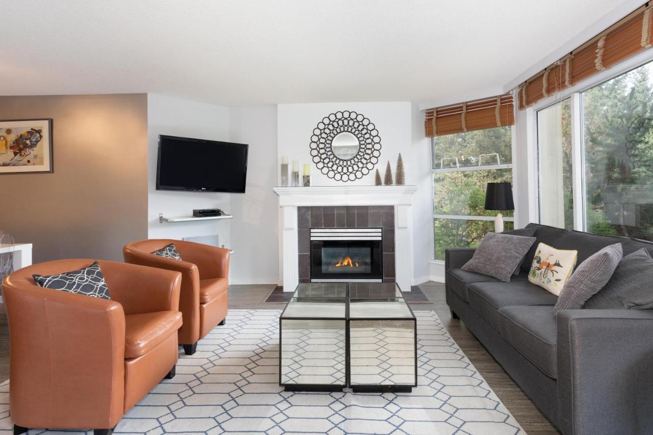 Woodrun 107 | New Listing! Ski-in, Ski-out, Heated Pool, Hot Tub & Parking * Whistler