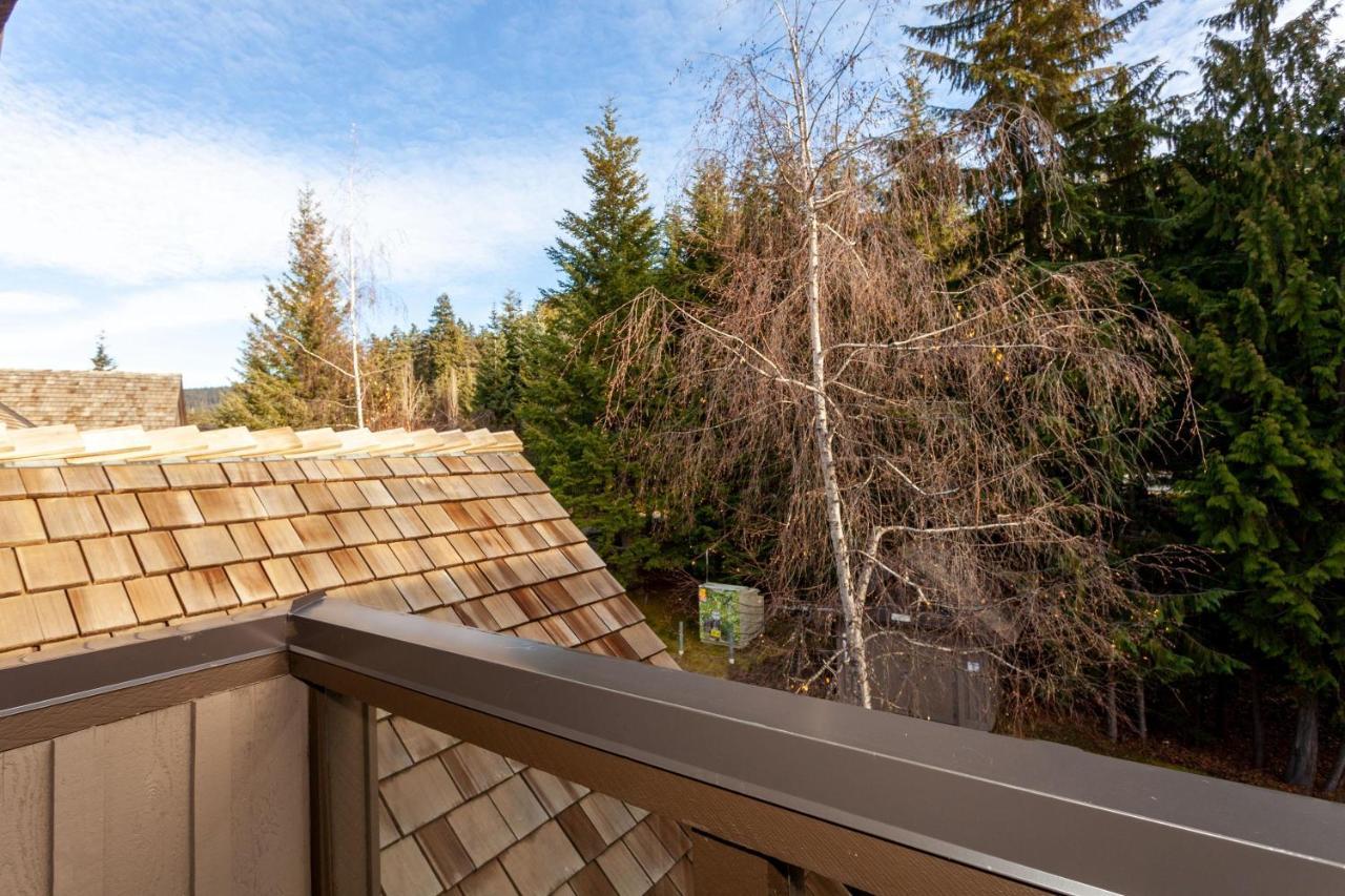 Painted Cliff 25 | Family-sized Ski-in, Ski-out Townhome W/ Shared Hot Tub & Log Fire Whistler