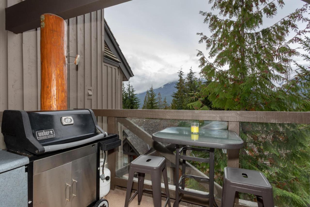 Painted Cliff 35 - Blackcomb With Shared Hot Tub, Secure Parking - Platinum Whistler