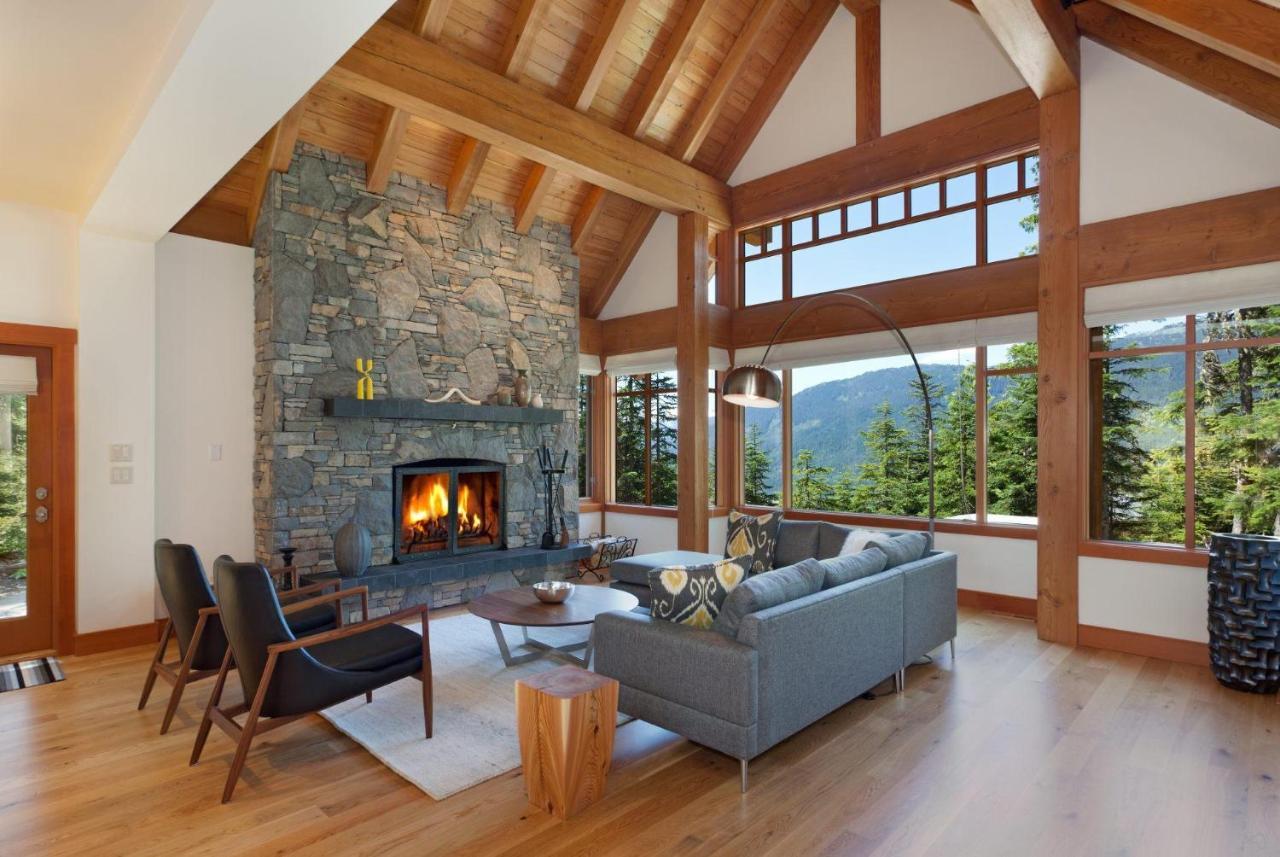 Kadenwood 2972 | Mountainside With Hot Tub, Views, Pool Table & Outdoor Fireplace Whistler