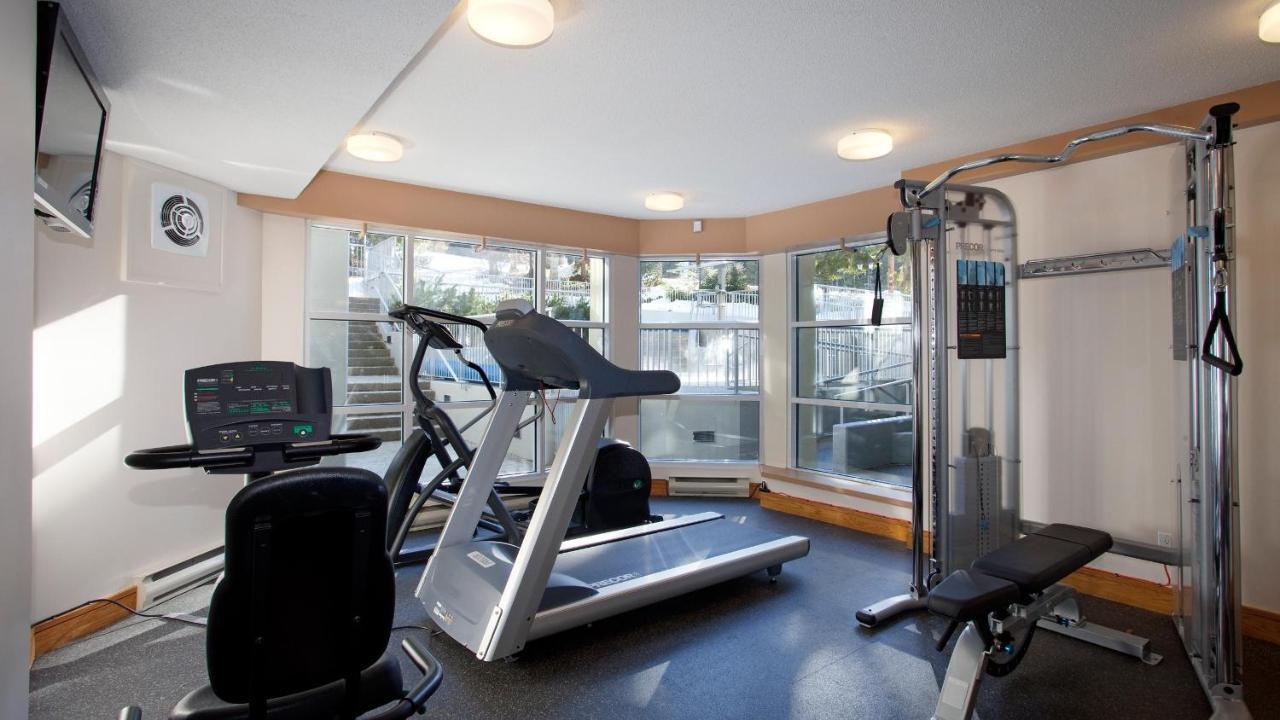Woodrun 107 | New Listing! Ski-in, Ski-out, Heated Pool, Hot Tub & Parking *