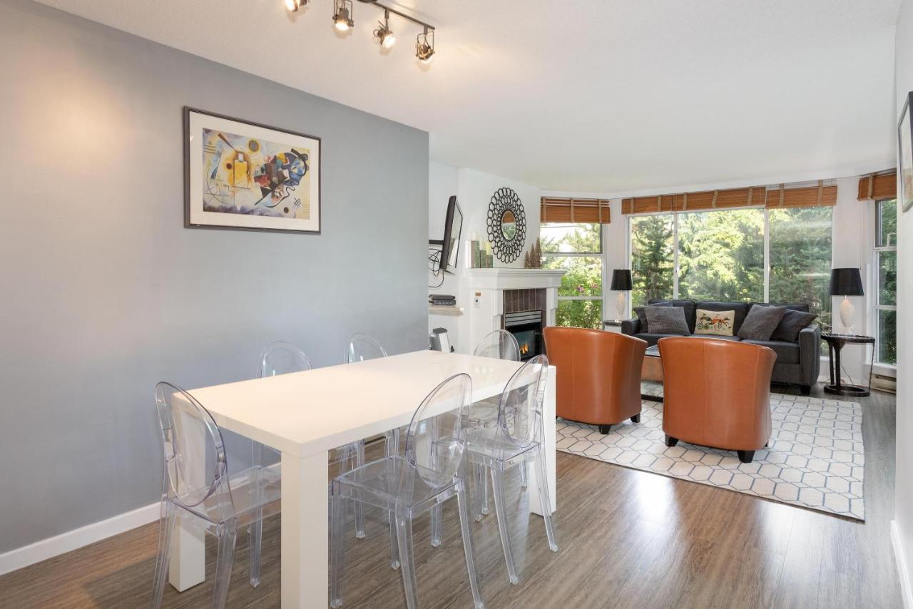 Woodrun 107 | New Listing! Ski-in, Ski-out, Heated Pool, Hot Tub & Parking *