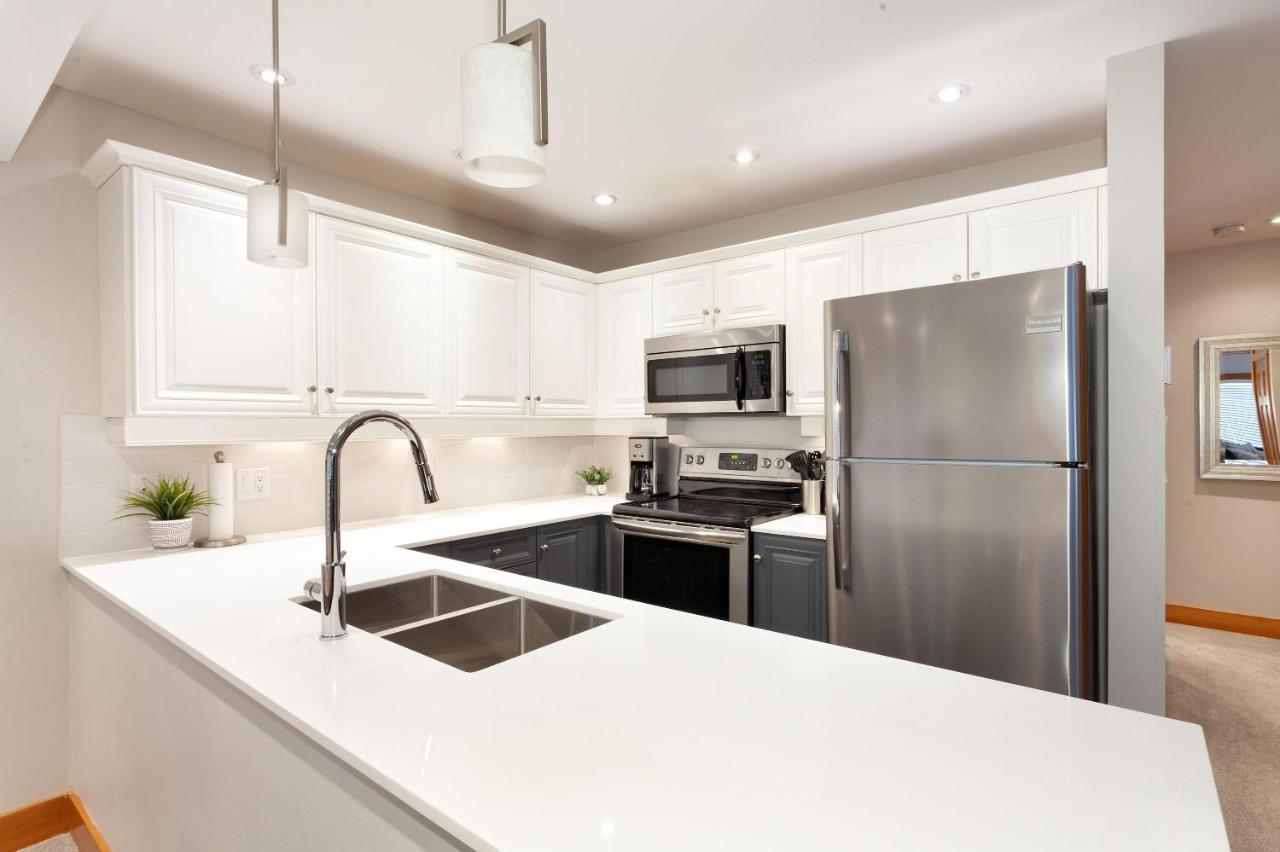 Painted Cliff 25 | Family-sized Ski-in, Ski-out Townhome W/ Shared Hot Tub & Log Fire *