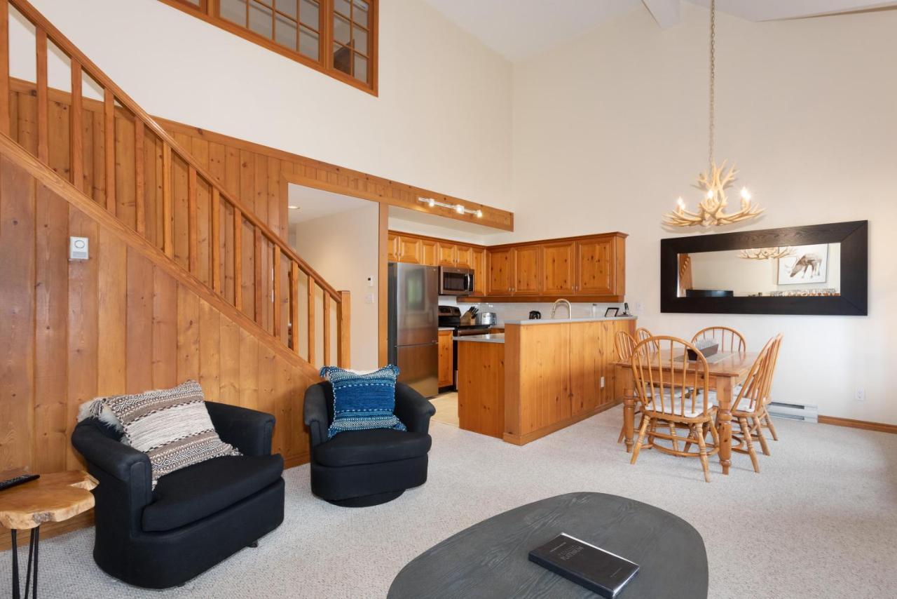 Painted Cliff 35 - Blackcomb With Shared Hot Tub, Secure Parking - Platinum *