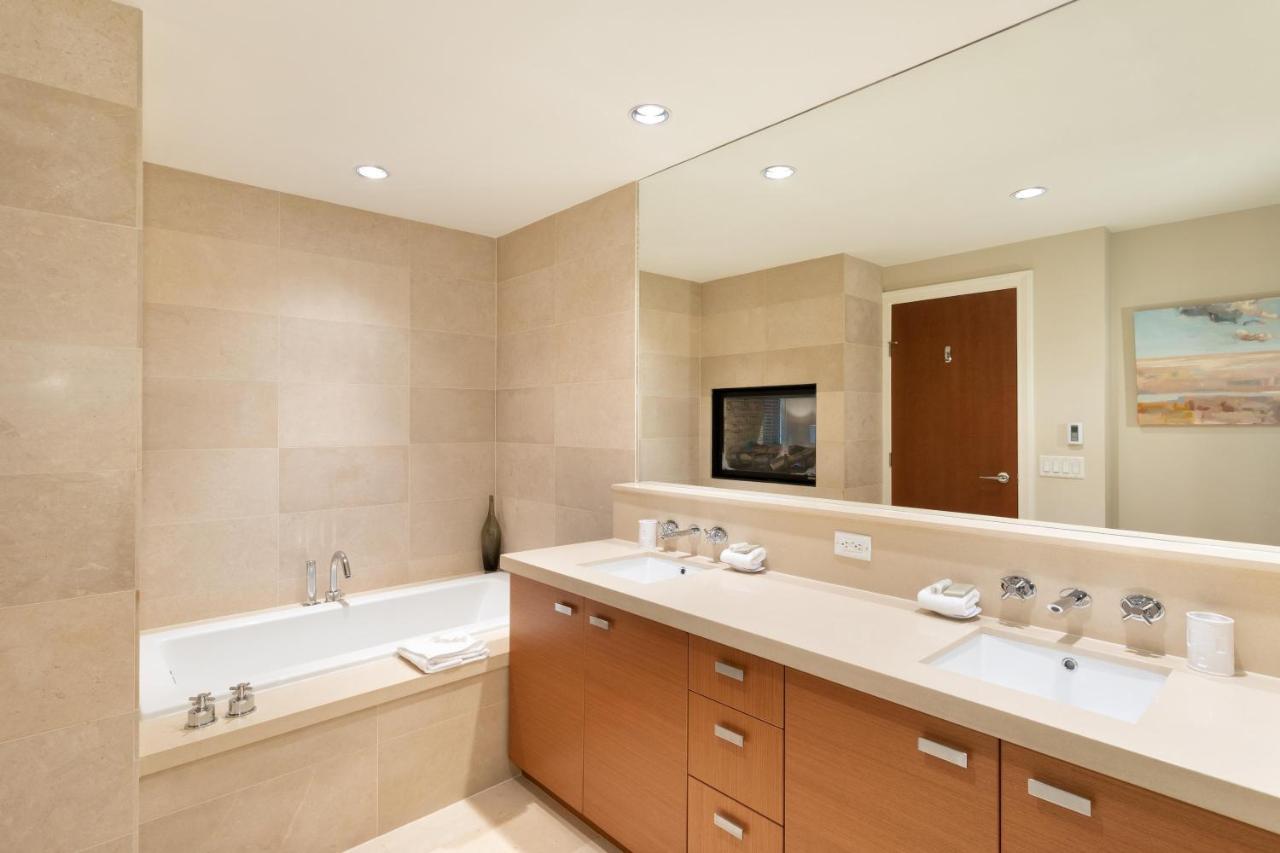 Holiday home Fitzsimmons Walk 19 | Popular Townhome Near Village With Private Hot Tub & Parking *