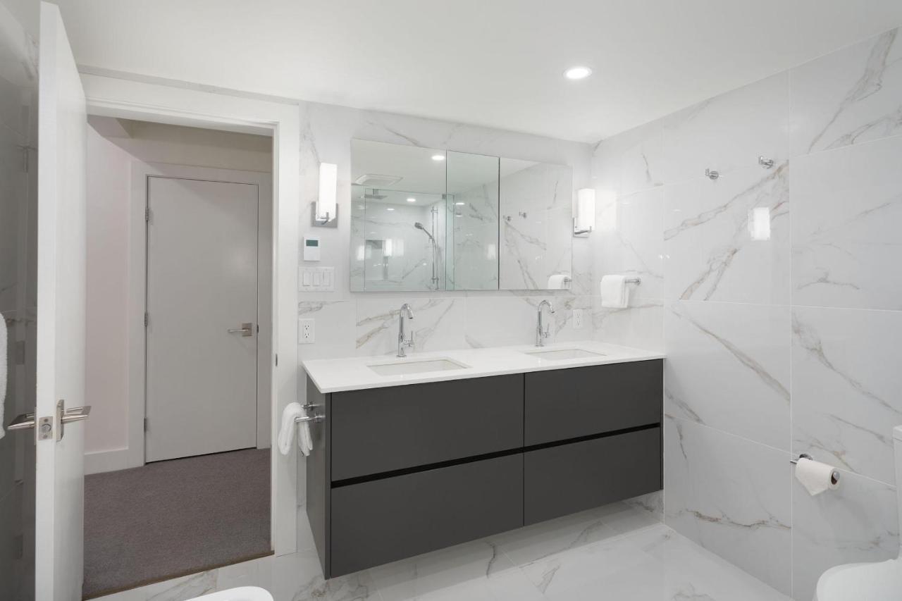 Blackcomb Greens 20 | Stylish Townhome With Parking, Shared Hot Tub, Village Shuttle, Views Holiday home *