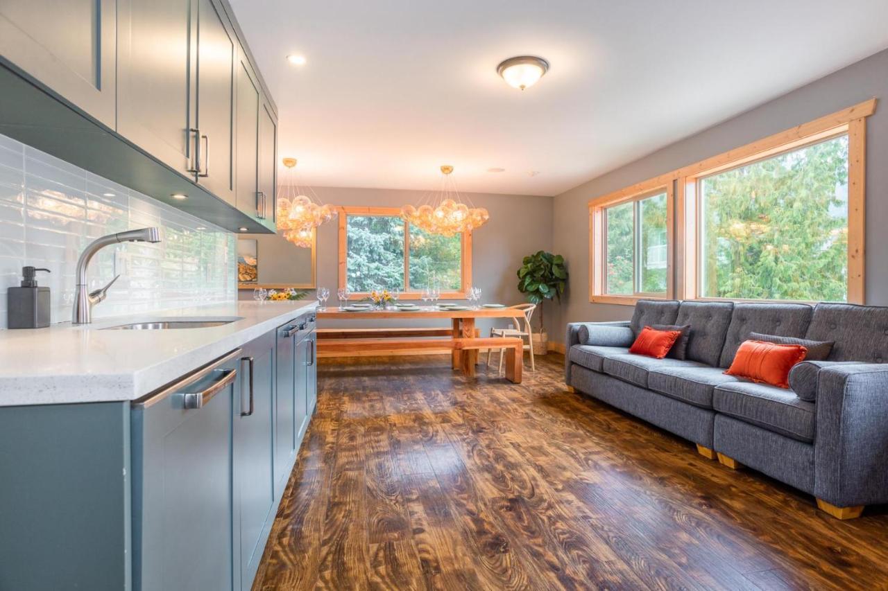 Holiday home | Large Family Chalet, Media Room, Sauna, Hot Tub