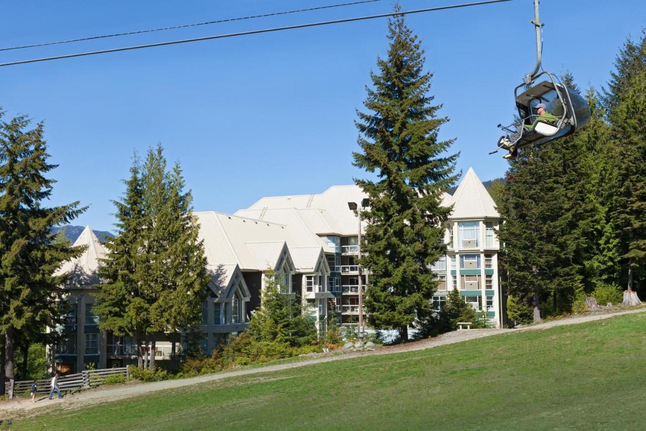 Woodrun 107 | New Listing! Ski-in, Ski-out, Heated Pool, Hot Tub & Parking
