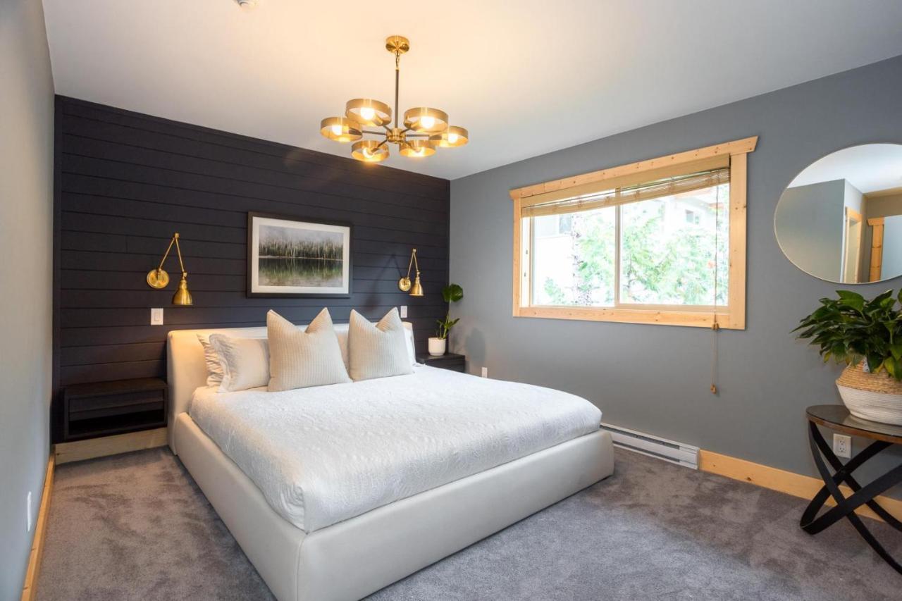 Holiday home | Large Family Chalet, Media Room, Sauna, Hot Tub