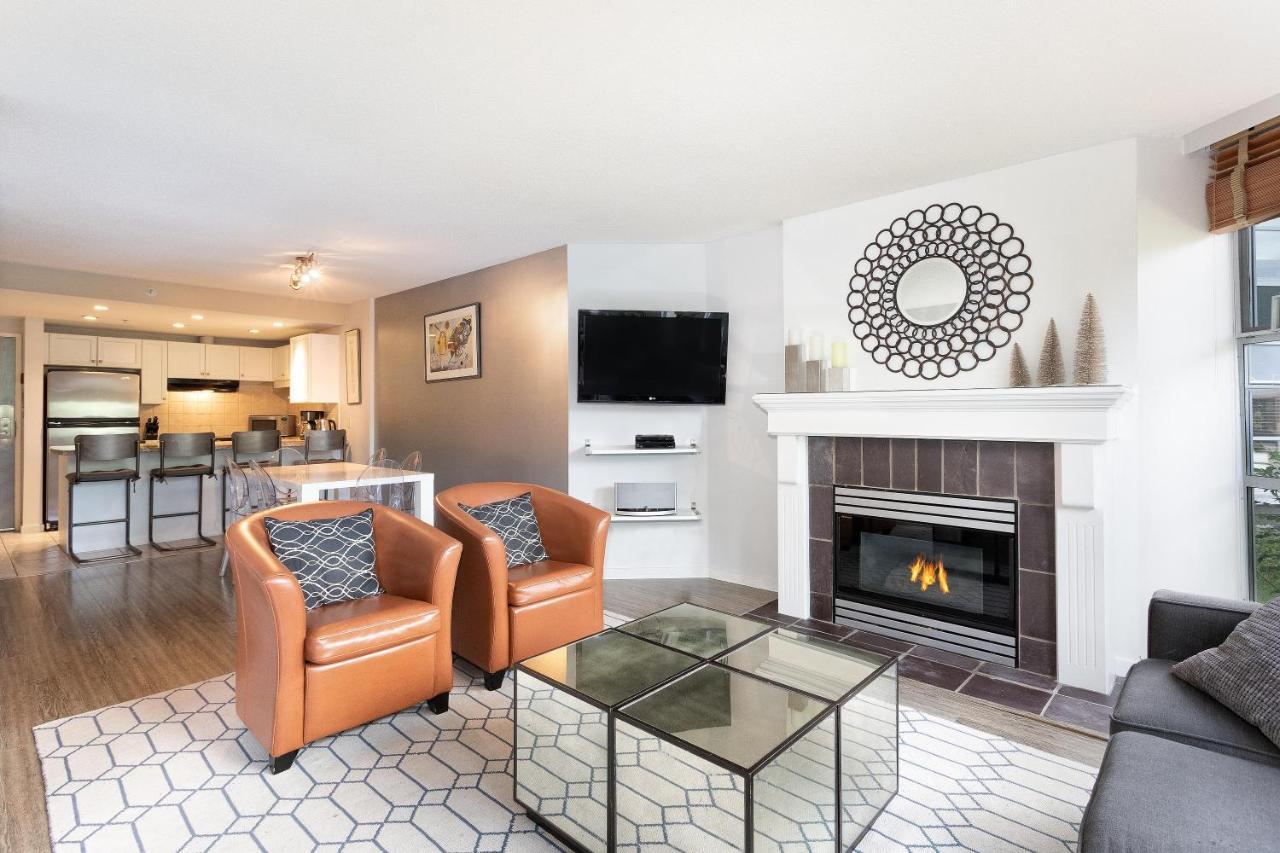 Woodrun 107 | New Listing! Ski-in, Ski-out, Heated Pool, Hot Tub & Parking Holiday home