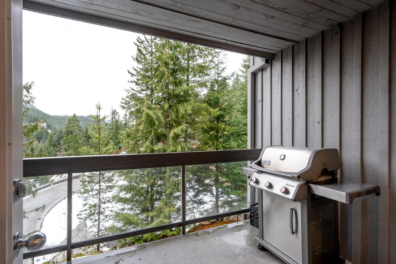 Newly Renovated! Spacious 3 Bedrooms Enclosed Loft Bedroom And Tv Room! Whistler