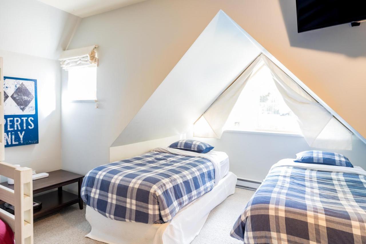 #20 Gleneagles Holiday home Whistler