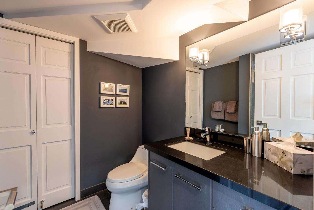 Renovated Lynx - Spacious 4 Bedroom With Private Balcony And Hot Tub! Holiday home *