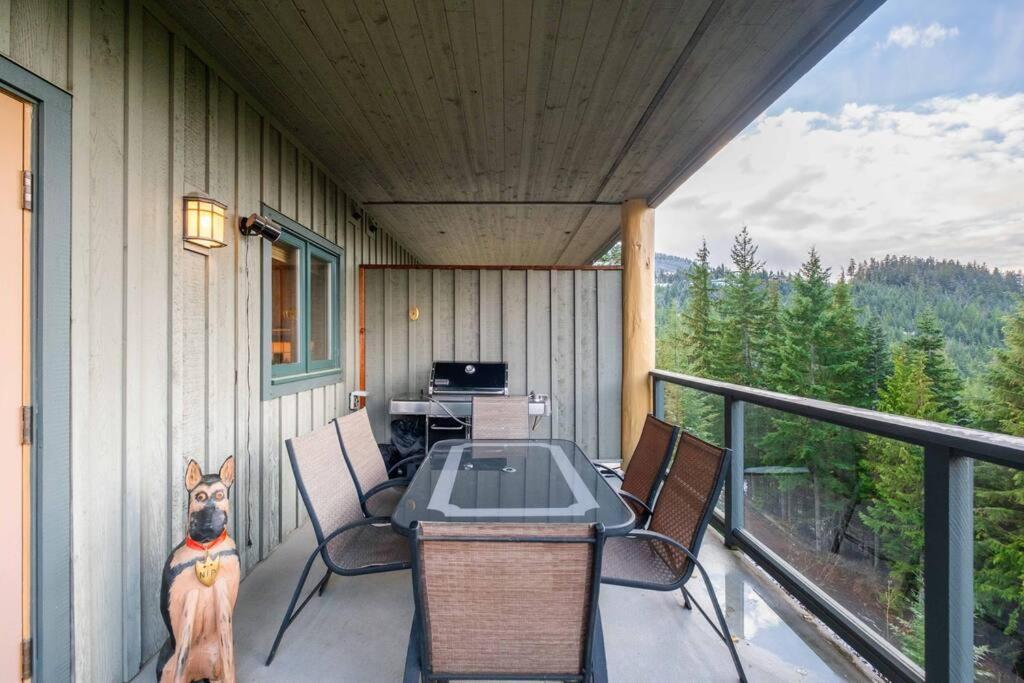 Taluswood Ridge By Outpost Whistler