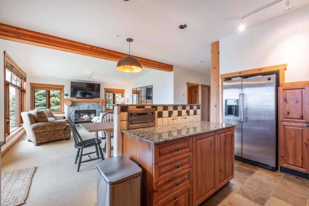 Taluswood Ridge By Outpost