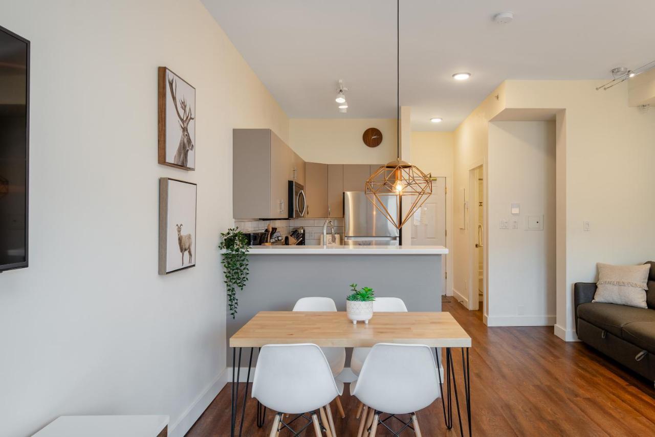 Apartment Studio, Modern In The Heart Of The Village By Harmony