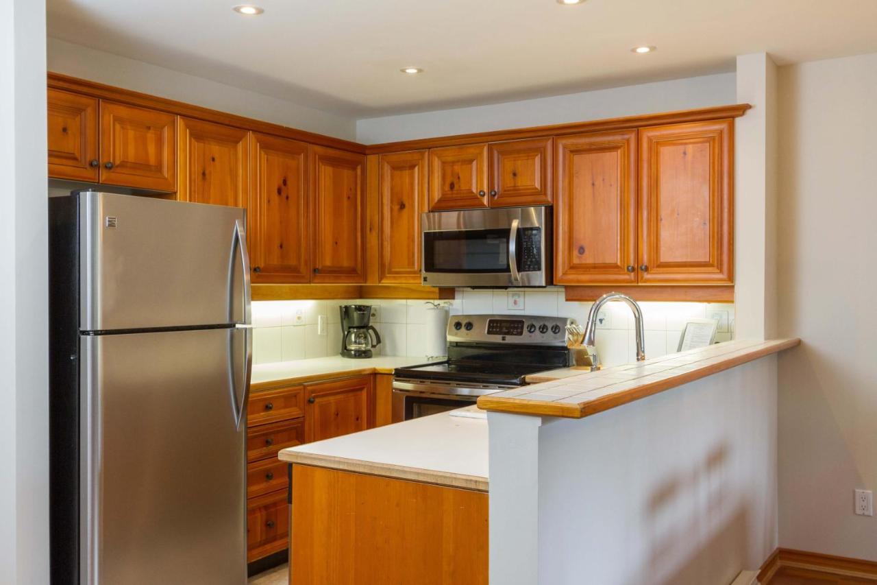Arrowhead Point 9 | Home, Private Hot Tub, Shuttle Bus To Village * Whistler