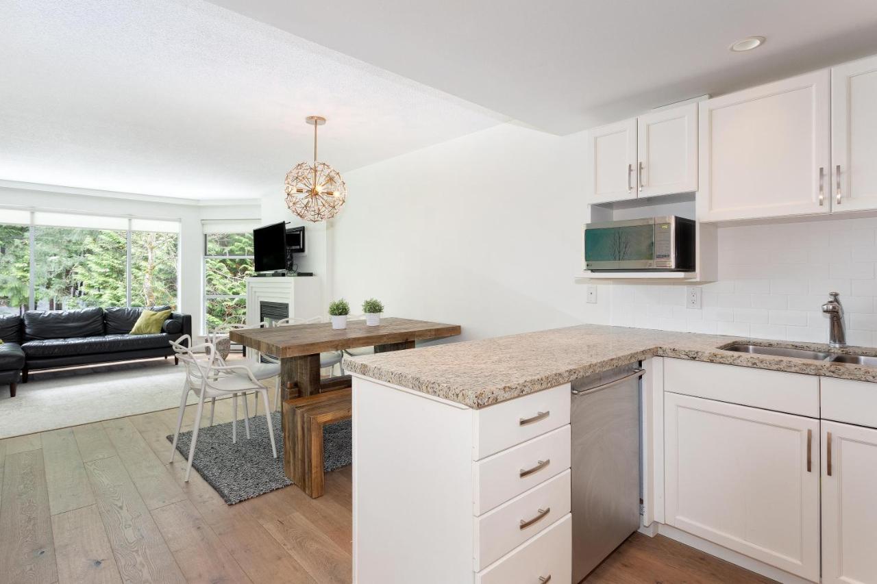 Woodrun 518 | Ski-in, Ski-out, Hot Tub, Heated Pool, Parking Holiday home *