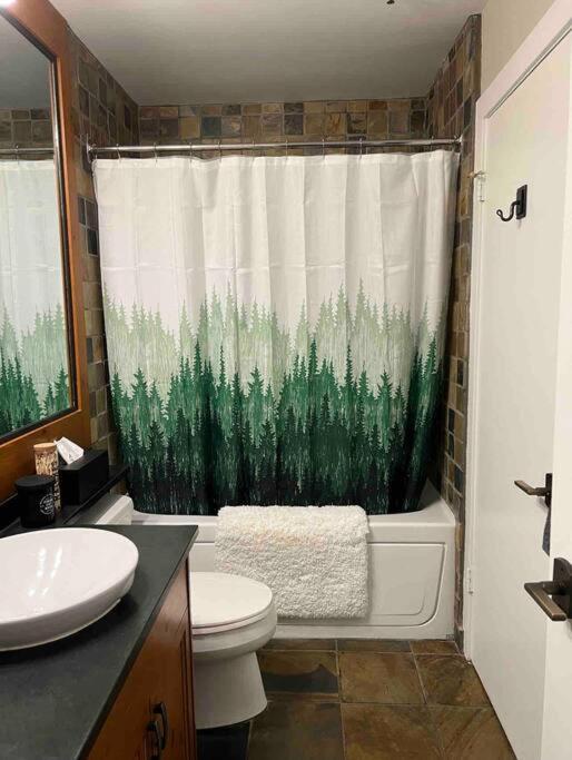 Apartment The Eden - Luxury 2 Bdrm In / Out *