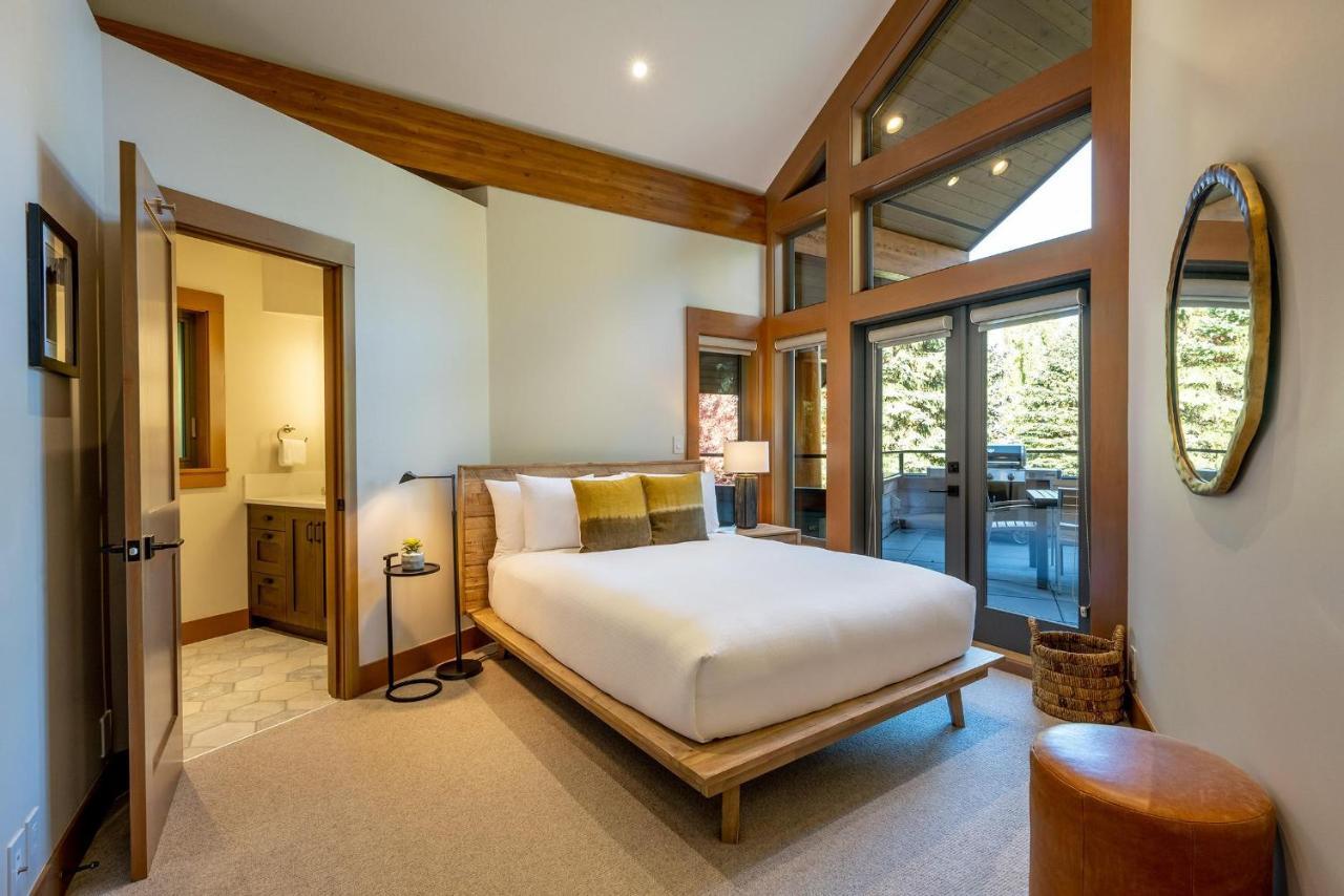 Glacier View | Family With Hot Tub & Views, Set In A Tranquil Location