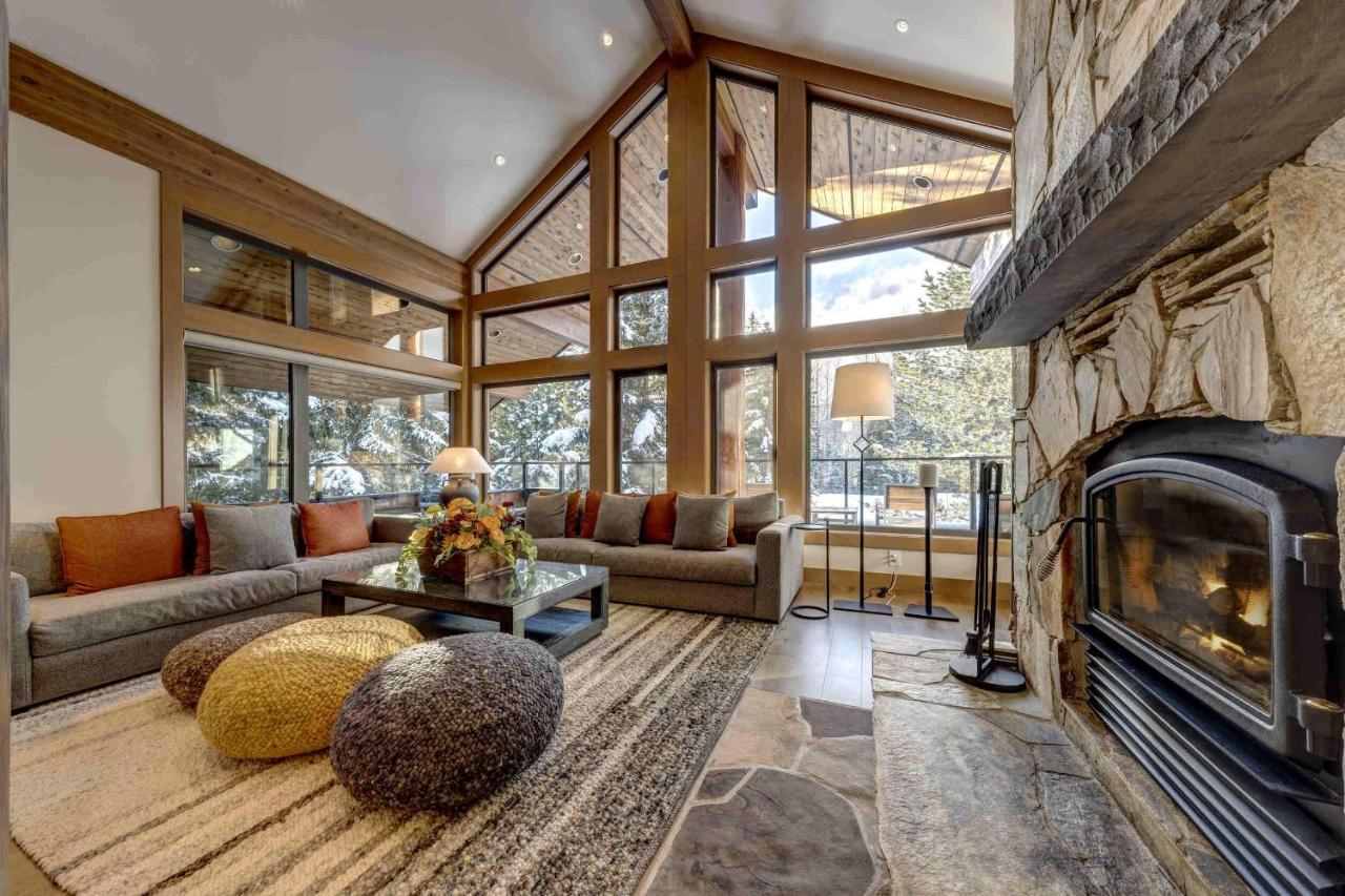 Glacier View | Family With Hot Tub & Views, Set In A Tranquil Location