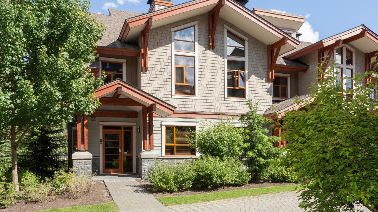 Holiday home Fitzsimmons Walk 12 | Near Skiing & Village, Hot Tub, Mtn Views, Parking *