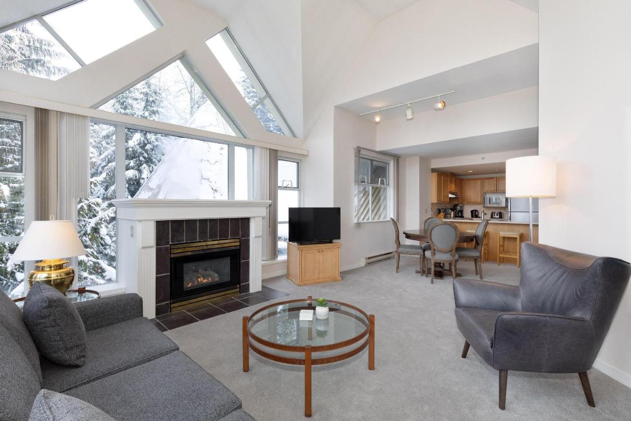 Holiday home Woodrun 517 | Large Ski-in Ski-out By Upper Village W/ Mountain Views & Shared Hot Tub Whistler