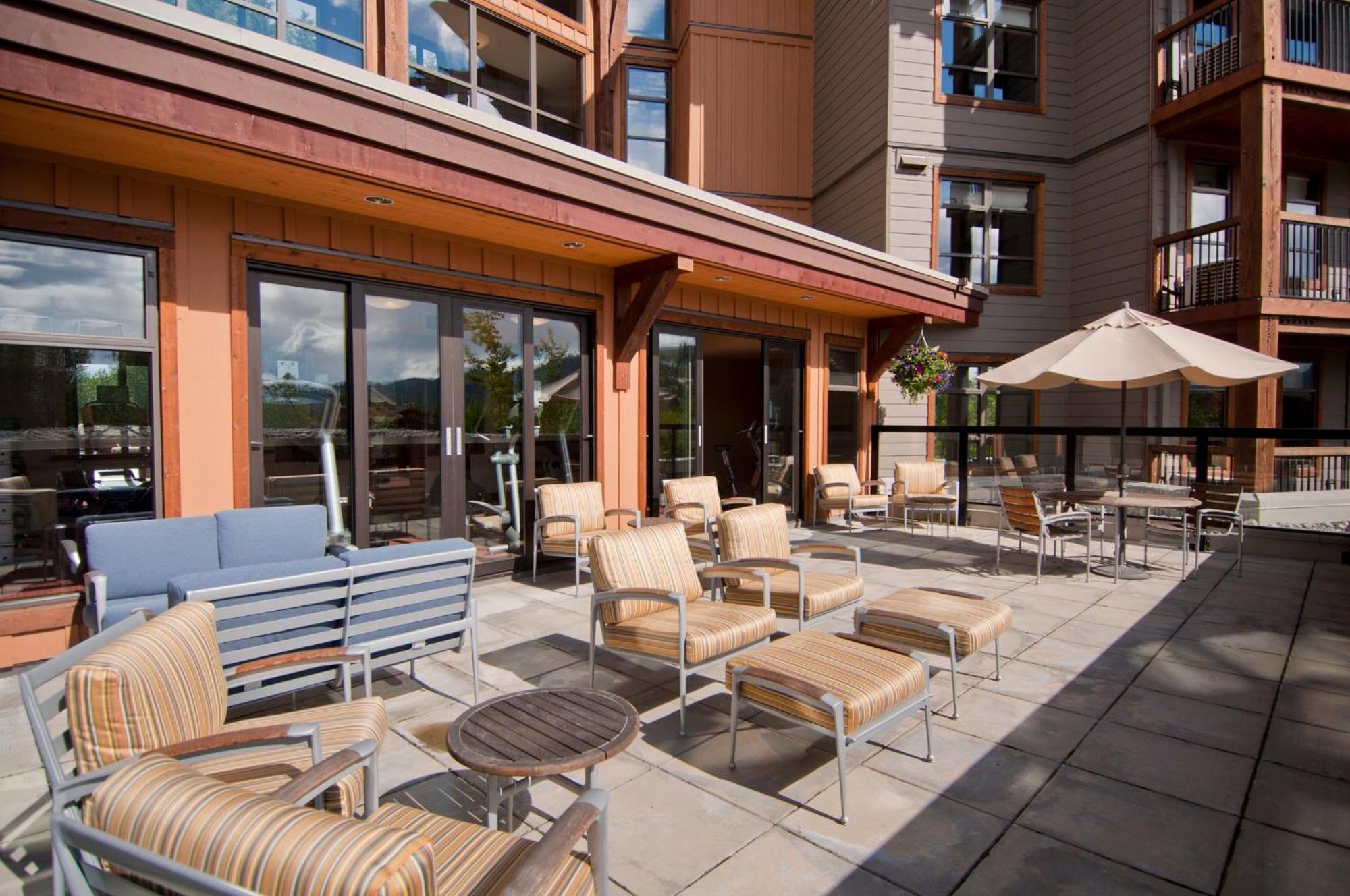 Evolution Aparthotel Whistler