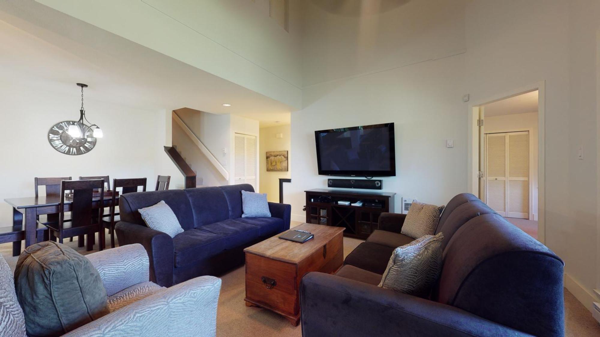 Holiday home Stylish With Mountain Views By Harmony Whistler