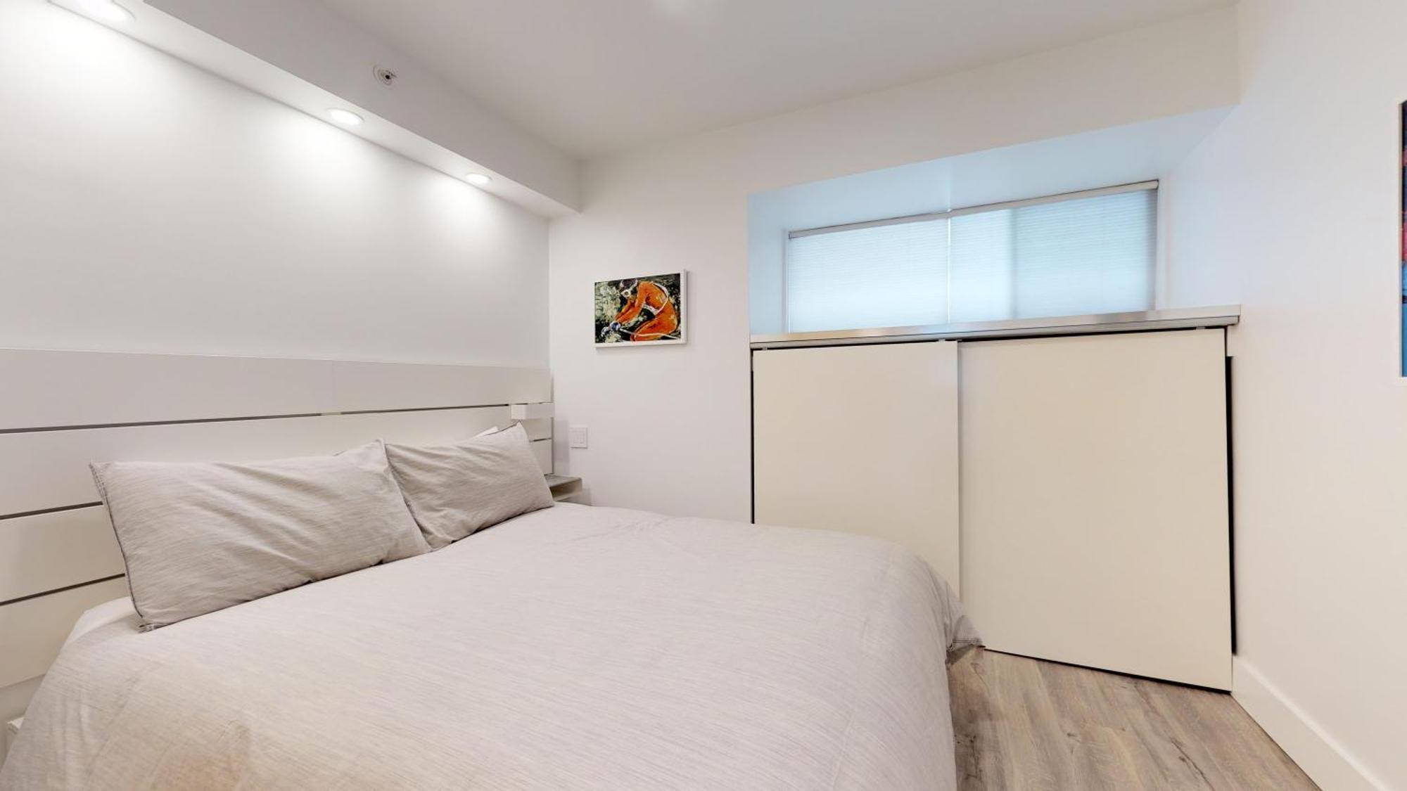 Lakefront Oasis By Harmony Holiday home Whistler