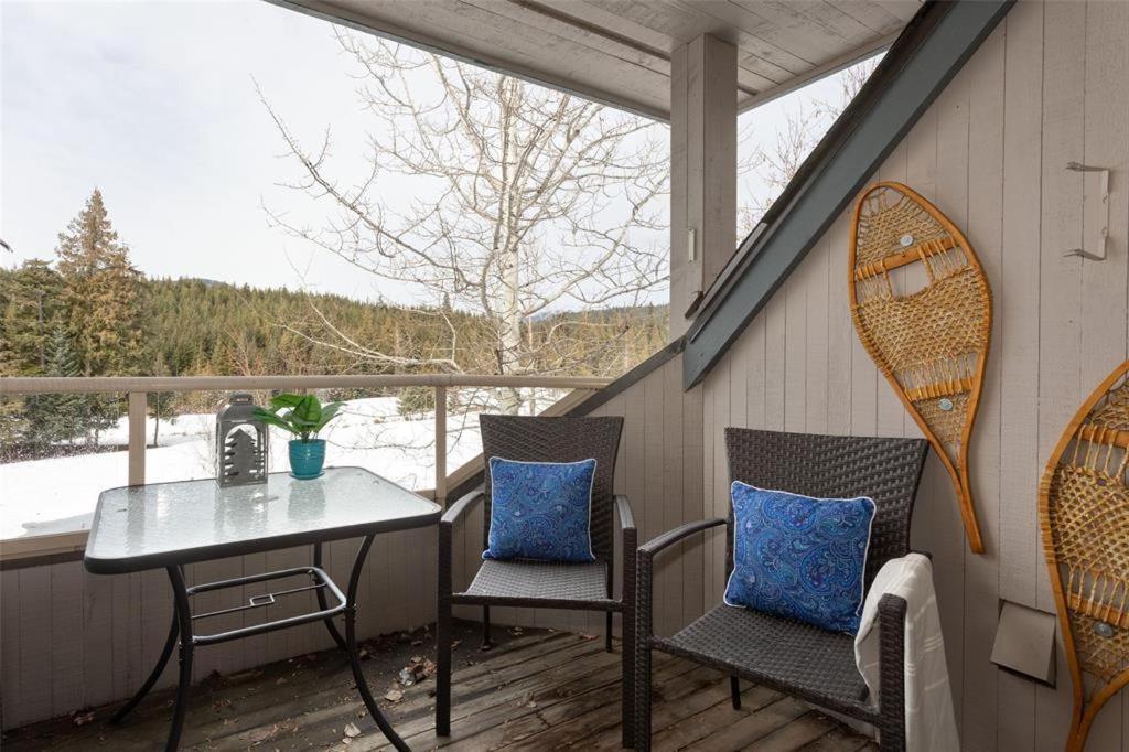 Holiday home Stylish With Mountain Views By Harmony *