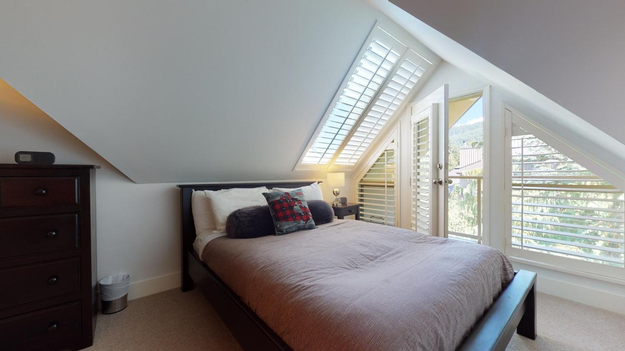 Holiday home Stylish With Mountain Views By Harmony