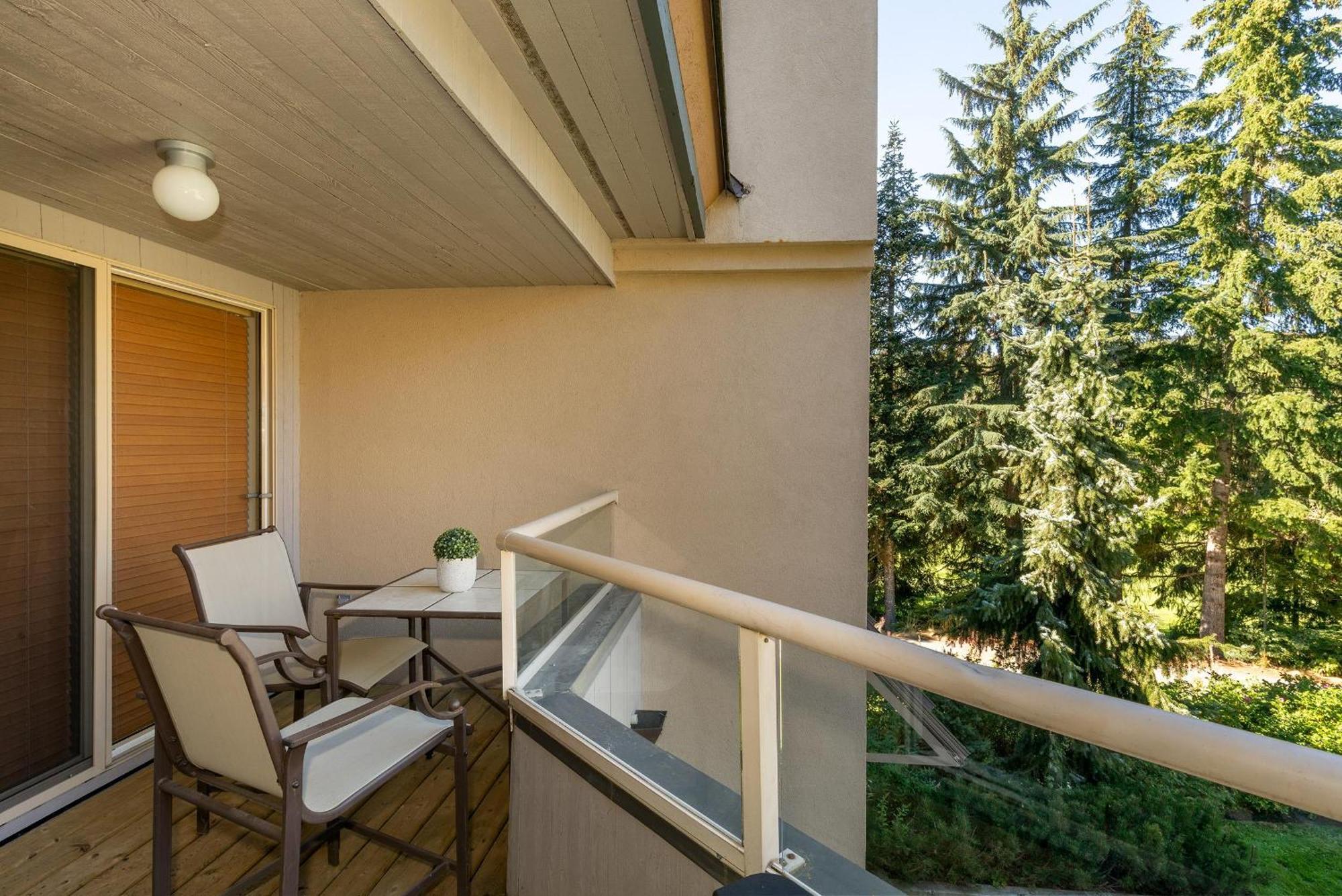 Gleneagle 29 | Family-friendly Townhouse, 700m To Blackcomb Base, Wood-burning Fireplace *