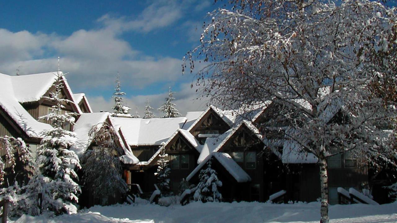 Holiday home Painted Cliff 25 | Family-sized Ski-in, Ski-out Townhome W/ Shared Hot Tub & Log Fire