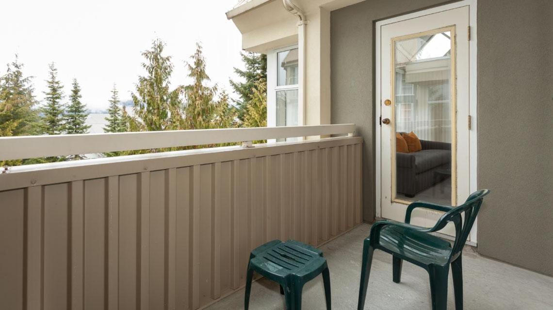 Woodrun 517 | Large Ski-in Ski-out By Upper Village W/ Mountain Views & Shared Hot Tub * Whistler