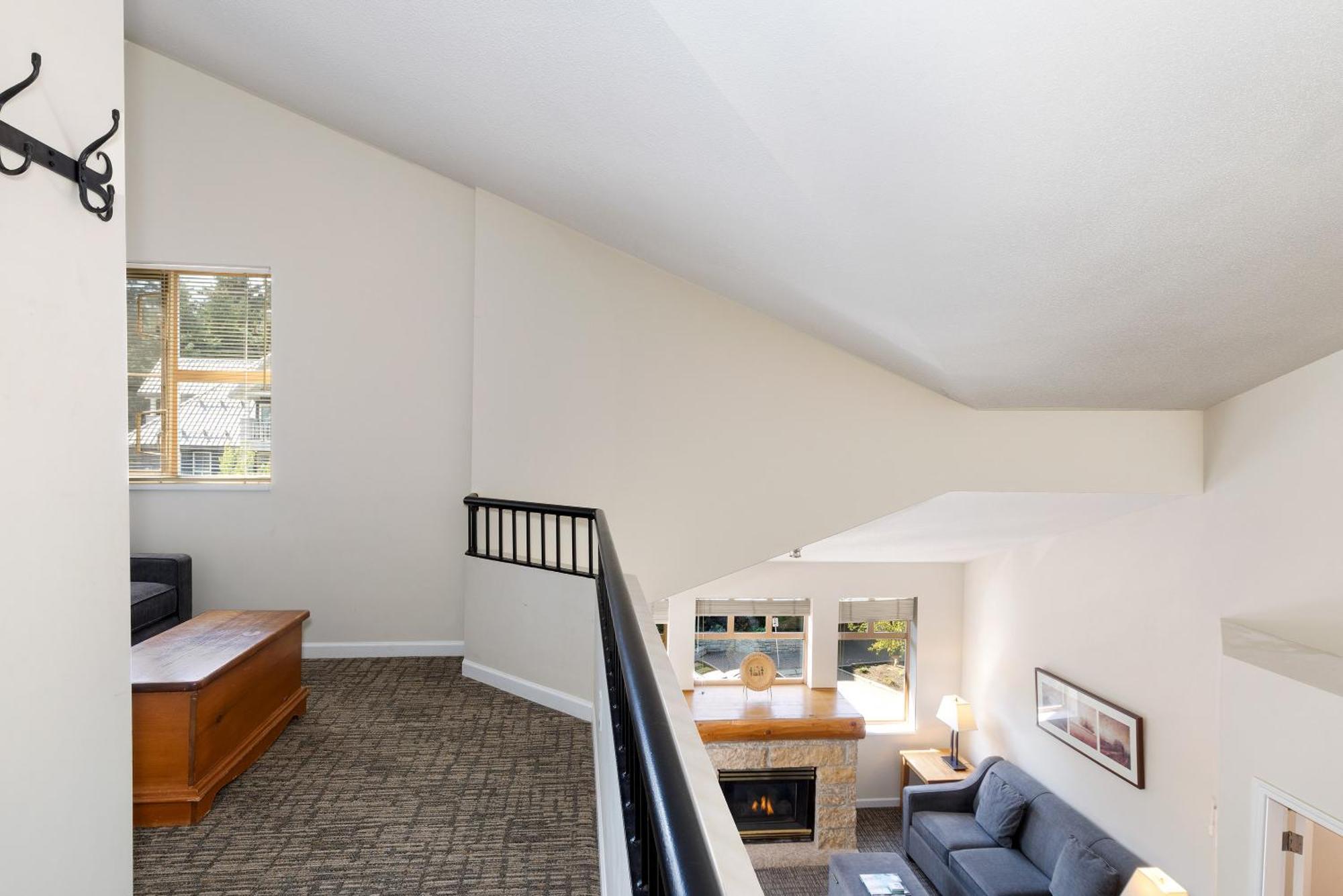 Tyndall Stone By Whiski Jack Apartment Whistler
