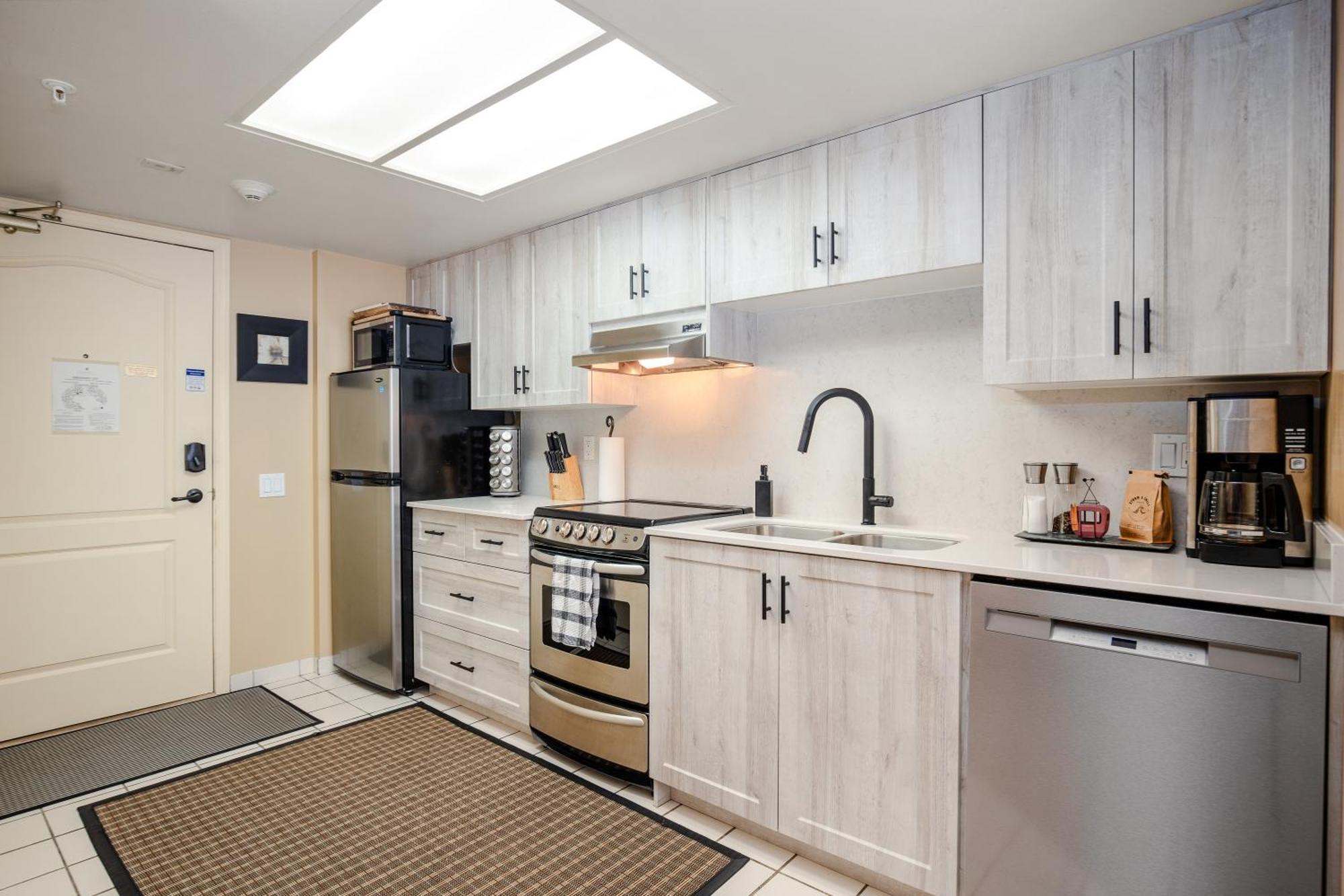 The Maple Ski-in Ski-out 1 Bed With Hot Tub And Pool Apartment