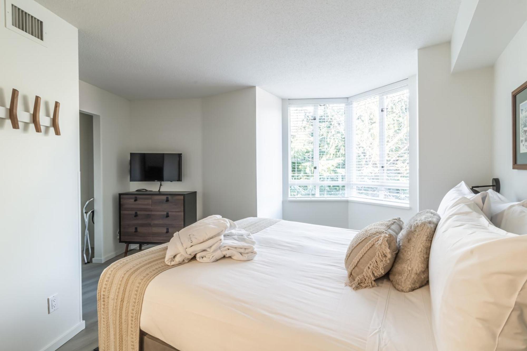 Cascade By Elevate Vacations * Whistler
