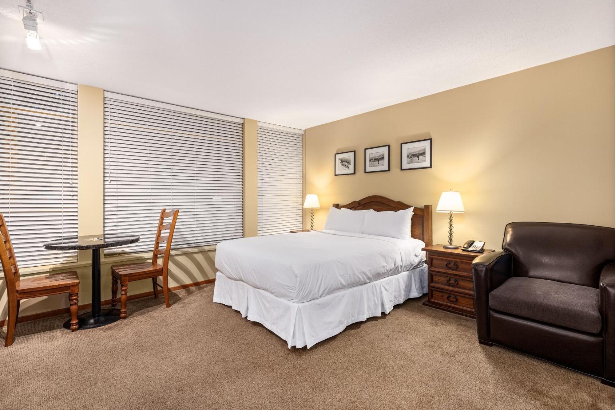 Hotel Cascade Lodge 2 Hot Tubs Pool Gym Sauna Parking