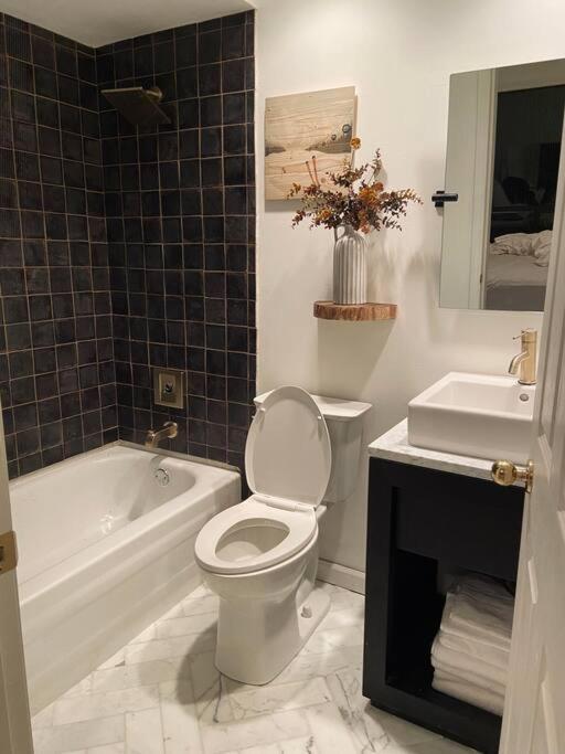 Amazing Views 2 Br/2 Ba In Out * Whistler
