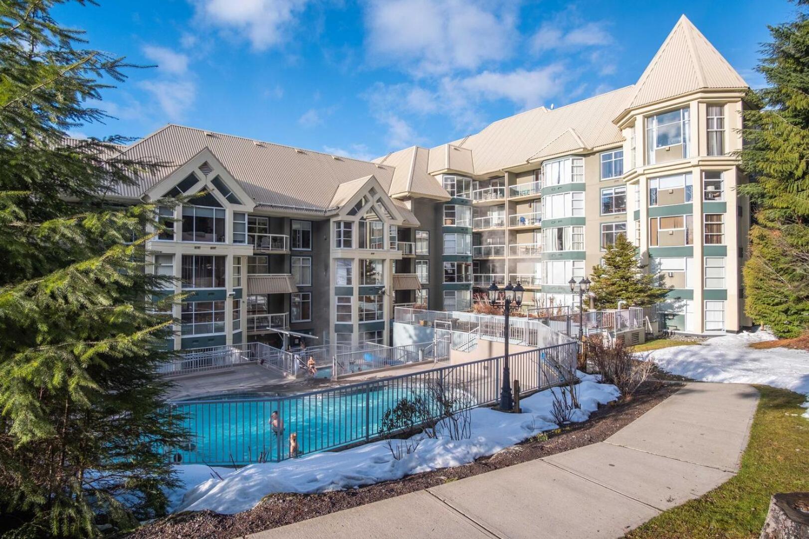 Woodrun By Outpost Whistler