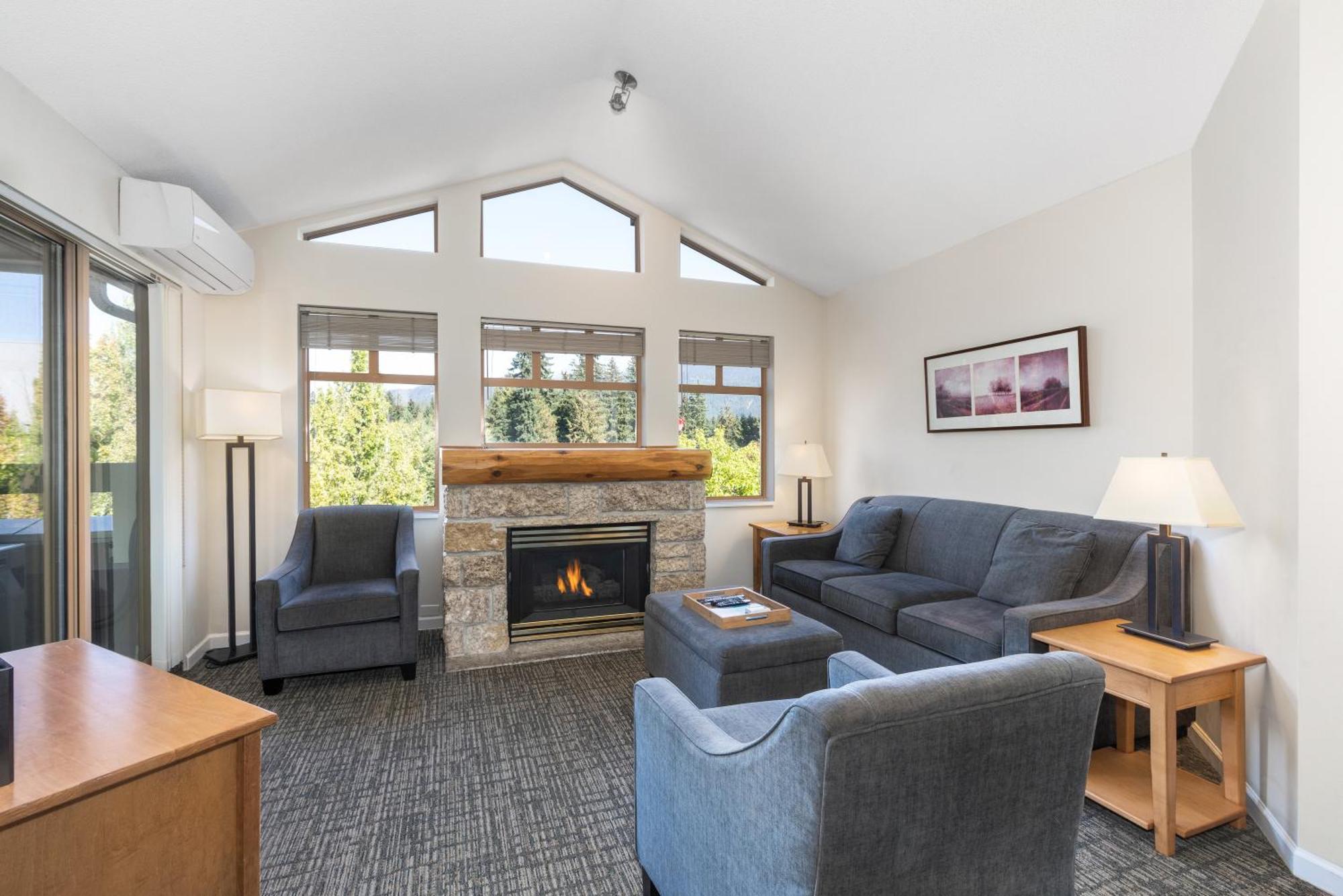 Tyndall Stone By Whiski Jack Apartment Whistler