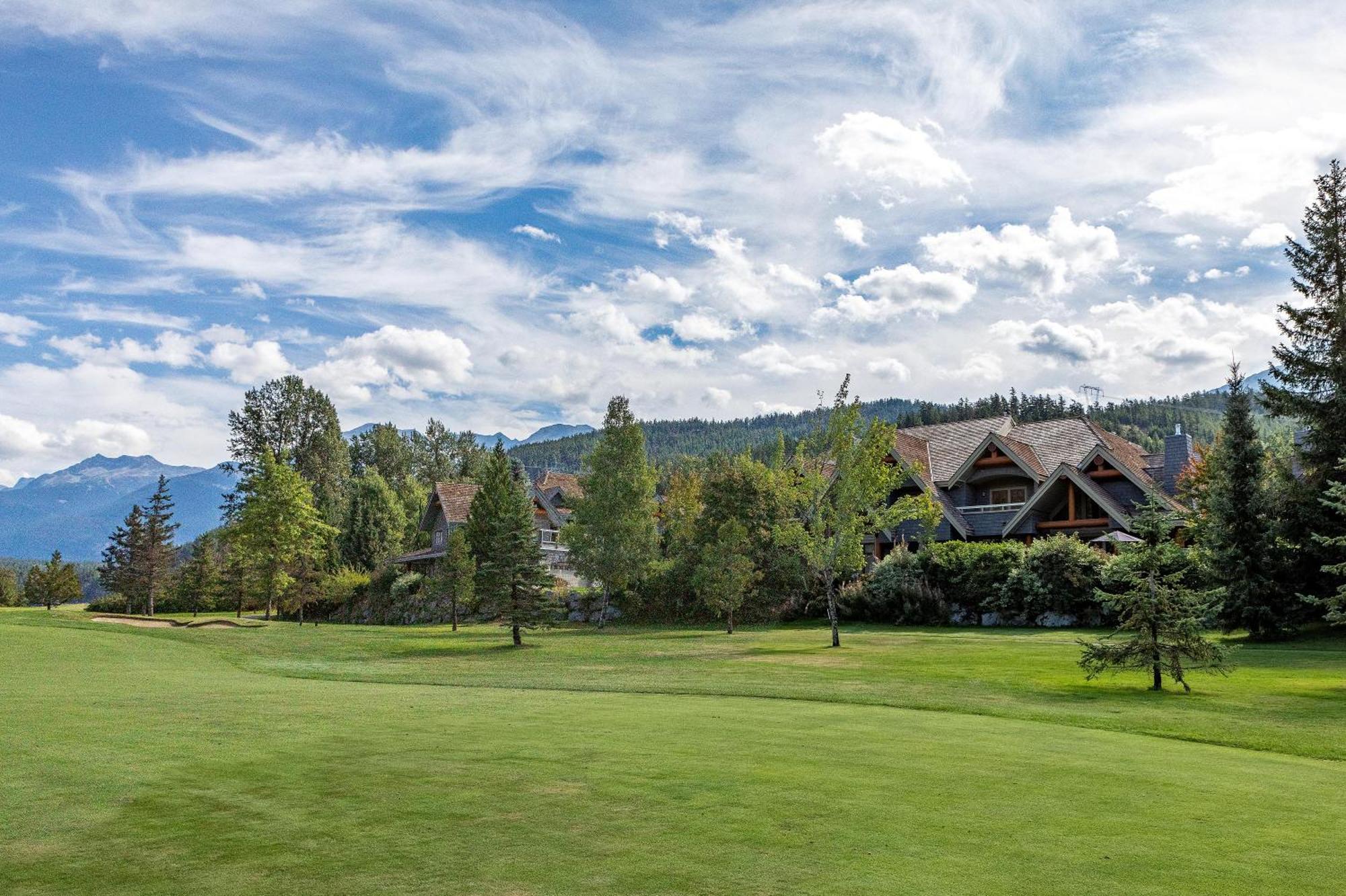 Goldenwood 8337 | Townhome W/ Panoramic Fairway View, Top-deck Hot Tub, 2 Car Garage Whistler