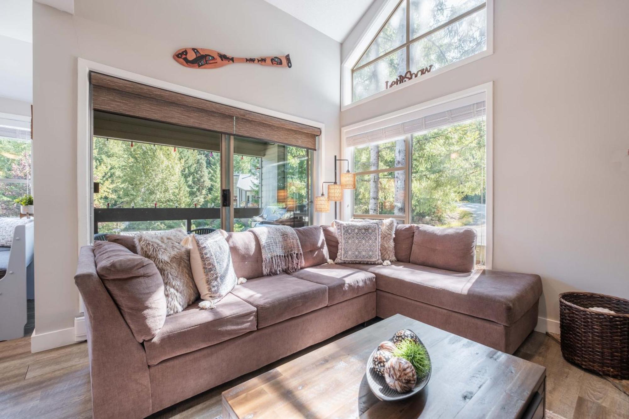 Apartment Powderview By Outpost Whistler
