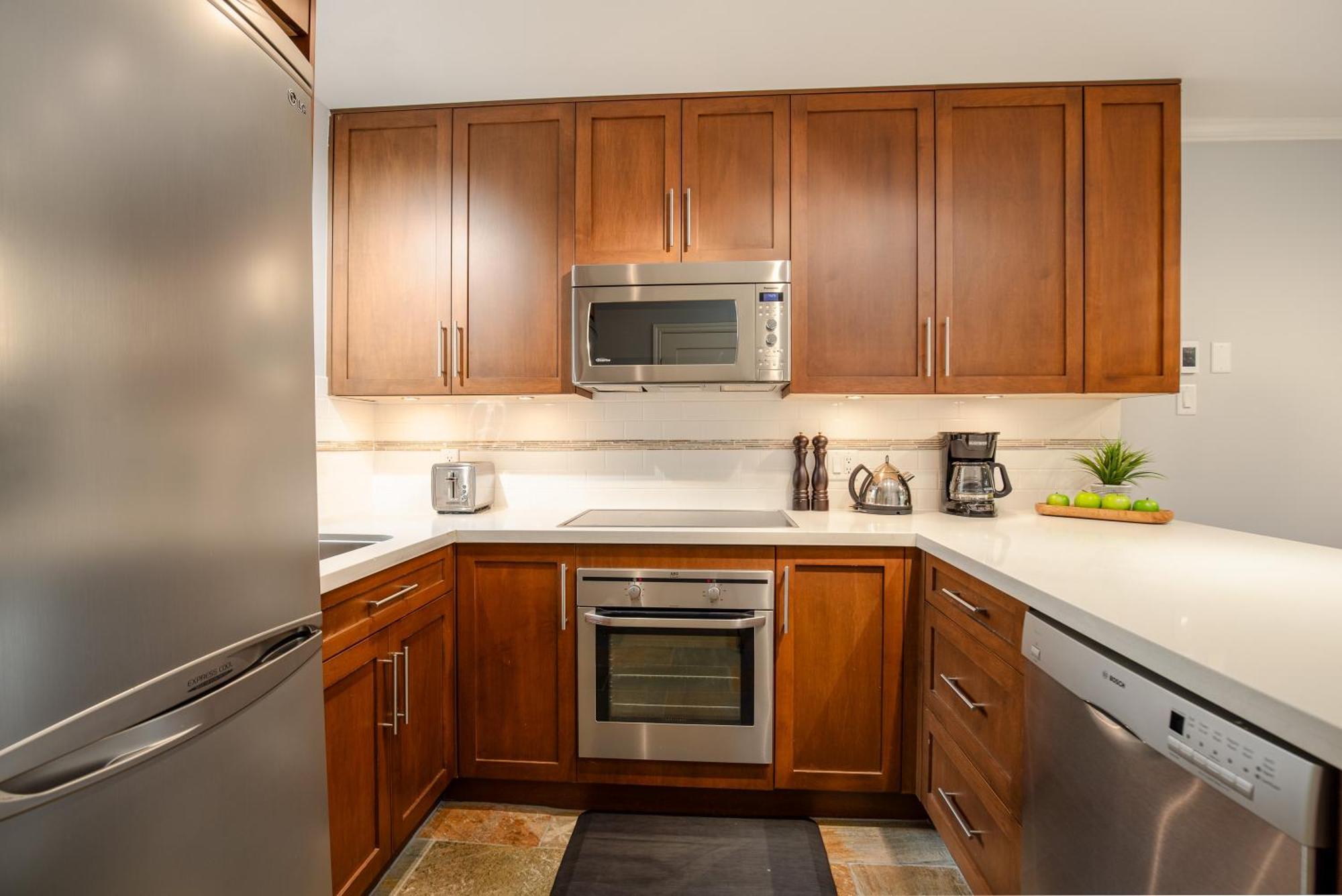 Beautiful Multi-level Townhome 2br In Creekside By Harmony Holiday home Whistler