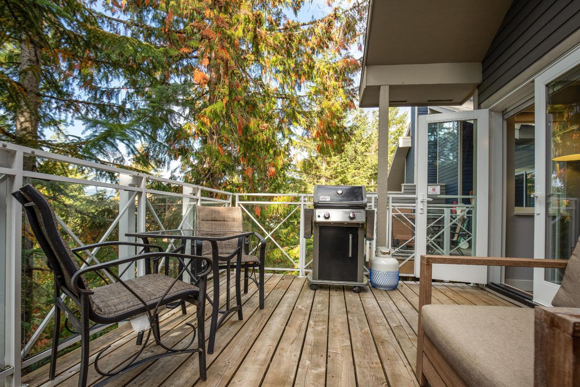Beautiful Multi-level Townhome 2br In Creekside By Harmony *