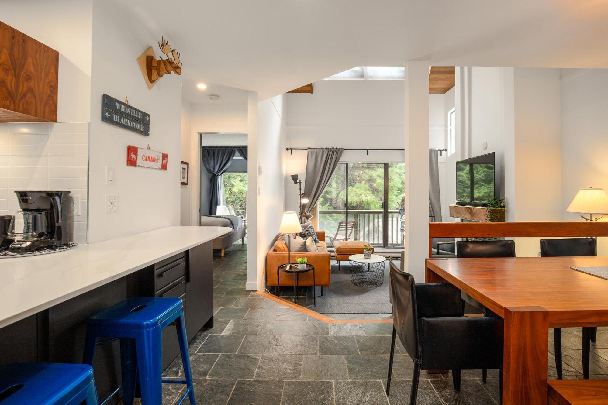 Bright Townhome With Prime Location By Harmony Holiday home *