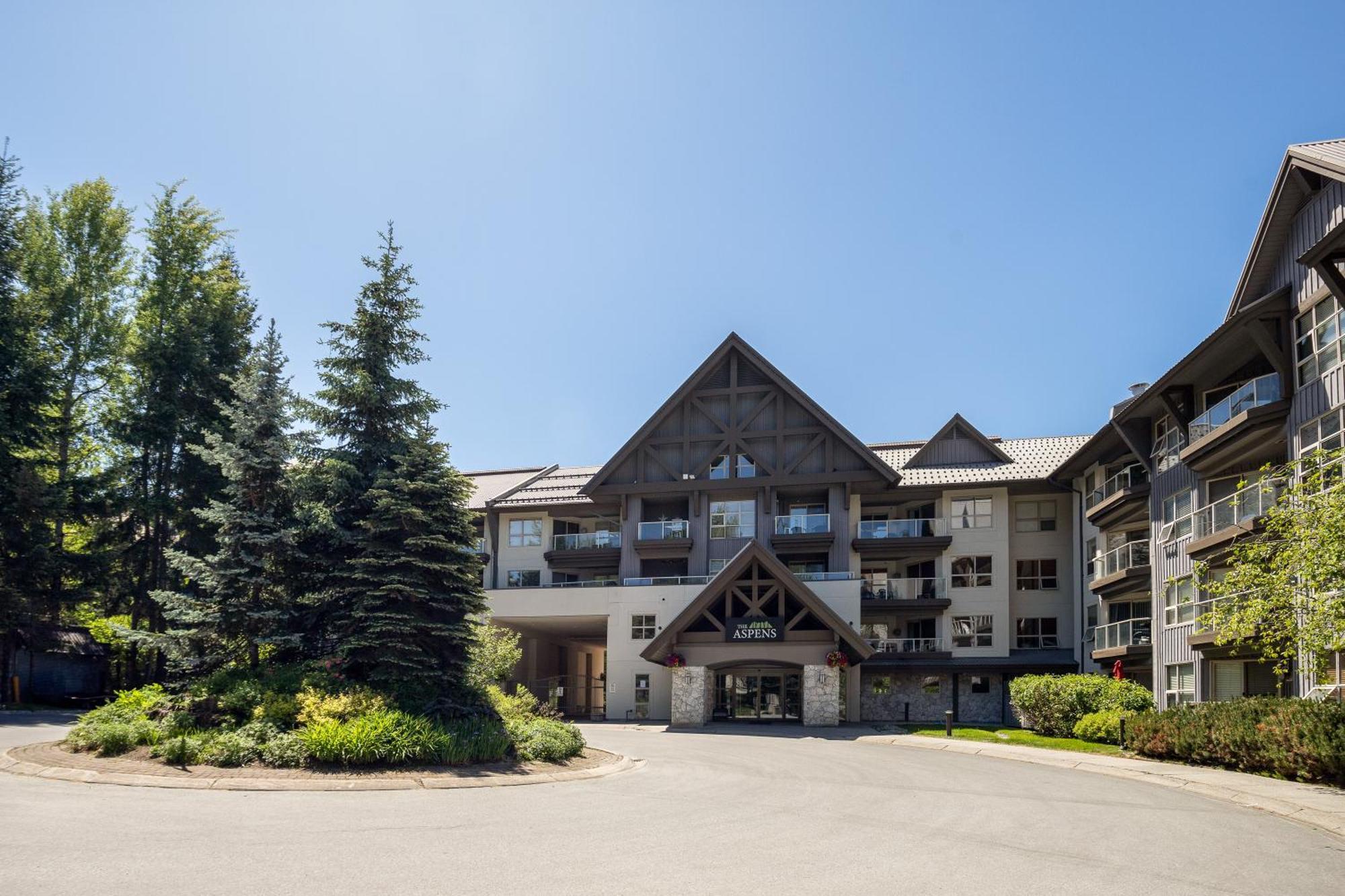 1br Ski-in And Ski-out Access By Harmony Holiday home Whistler