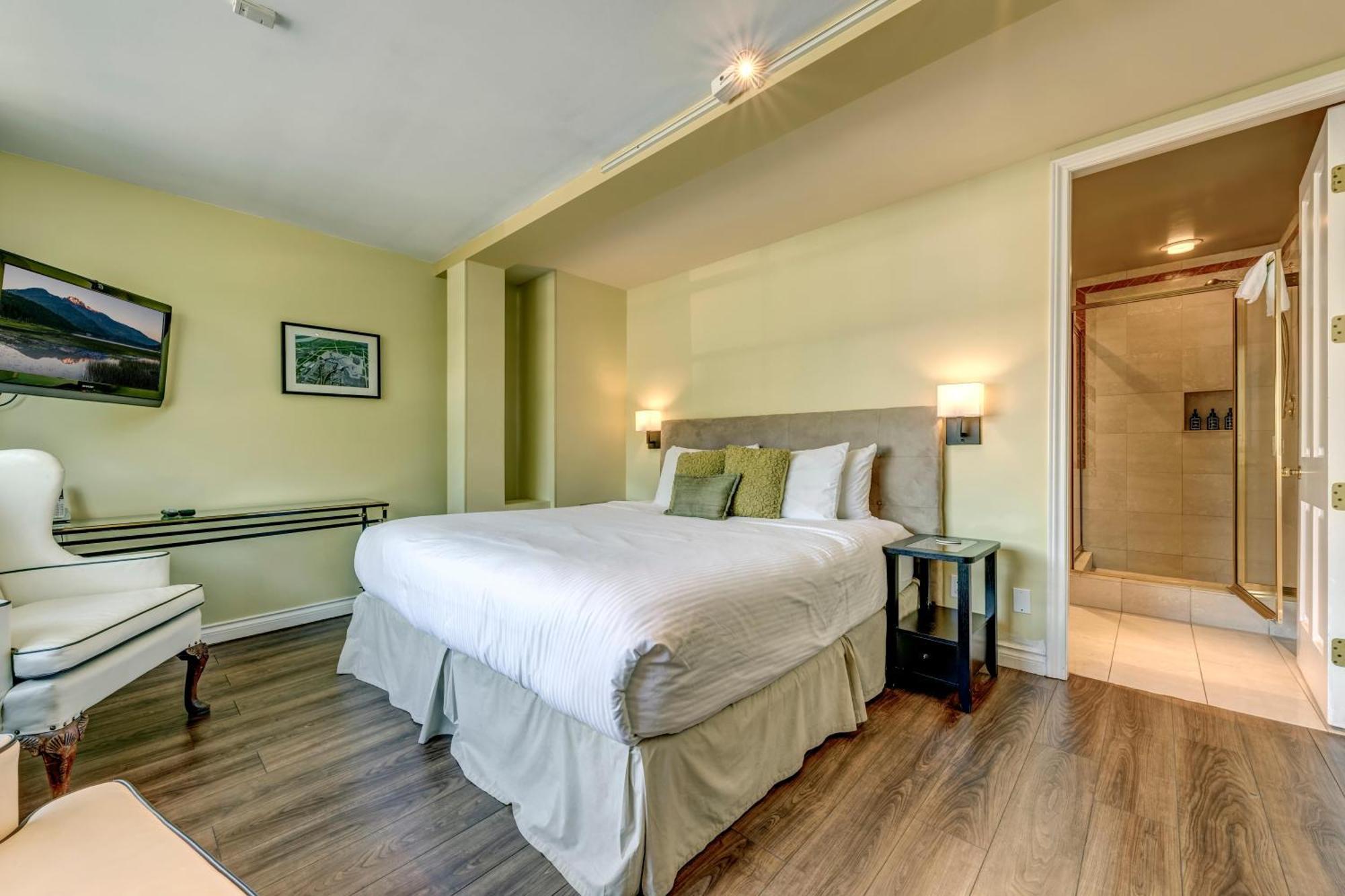 The Royal - Village Penthouse, Private Hot Tub With Mountain Views Apartment